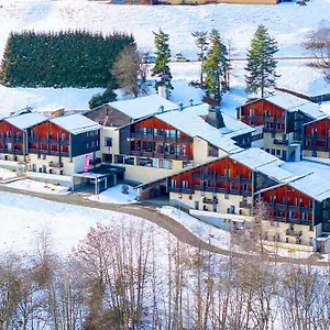 https://azureva-areches.hotels-rhonealpes.com
